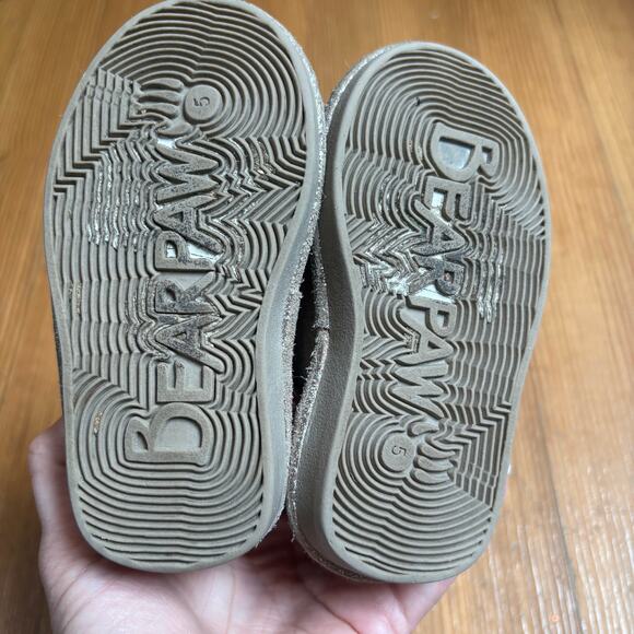 Bearpaw suede gold glitter slip on wool lined winter boot SIZE 5 - Picture 4 of 6